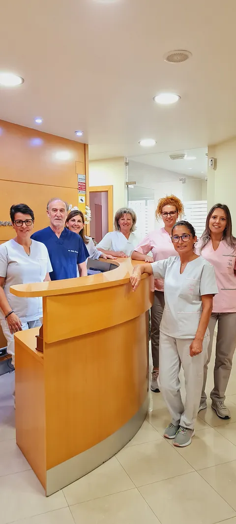 Clínica Dental Dr. Jacobo Álvarez equipo