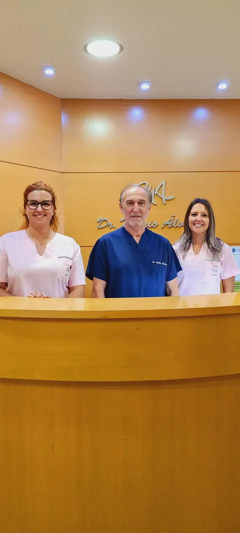 Clínica Dental Dr. Jacobo Álvarez equipo
